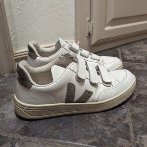 Veja Sneakers